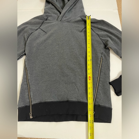 Lululemon Thick Hooded Sweatshirt Size 8 Front-Side Zips Gray - Picture 9 of 9